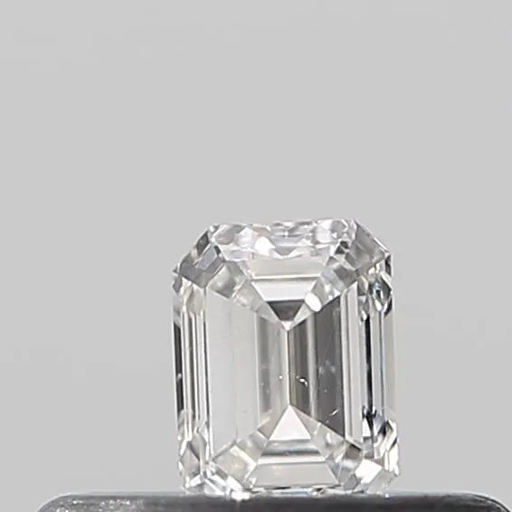 0.18ct Emerald Natural Diamond (Colour F, Clarity VS2, Cut VG, IGI Certified)