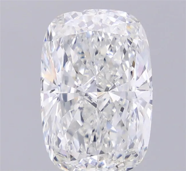 4.00ct Cushion modified Lab Grown Diamond (Colour E, Clarity VVS2, IGI Certified)