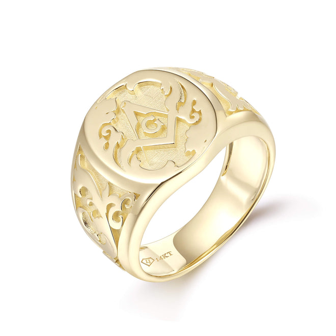 Anillo de sello masónico con escuadra y compás