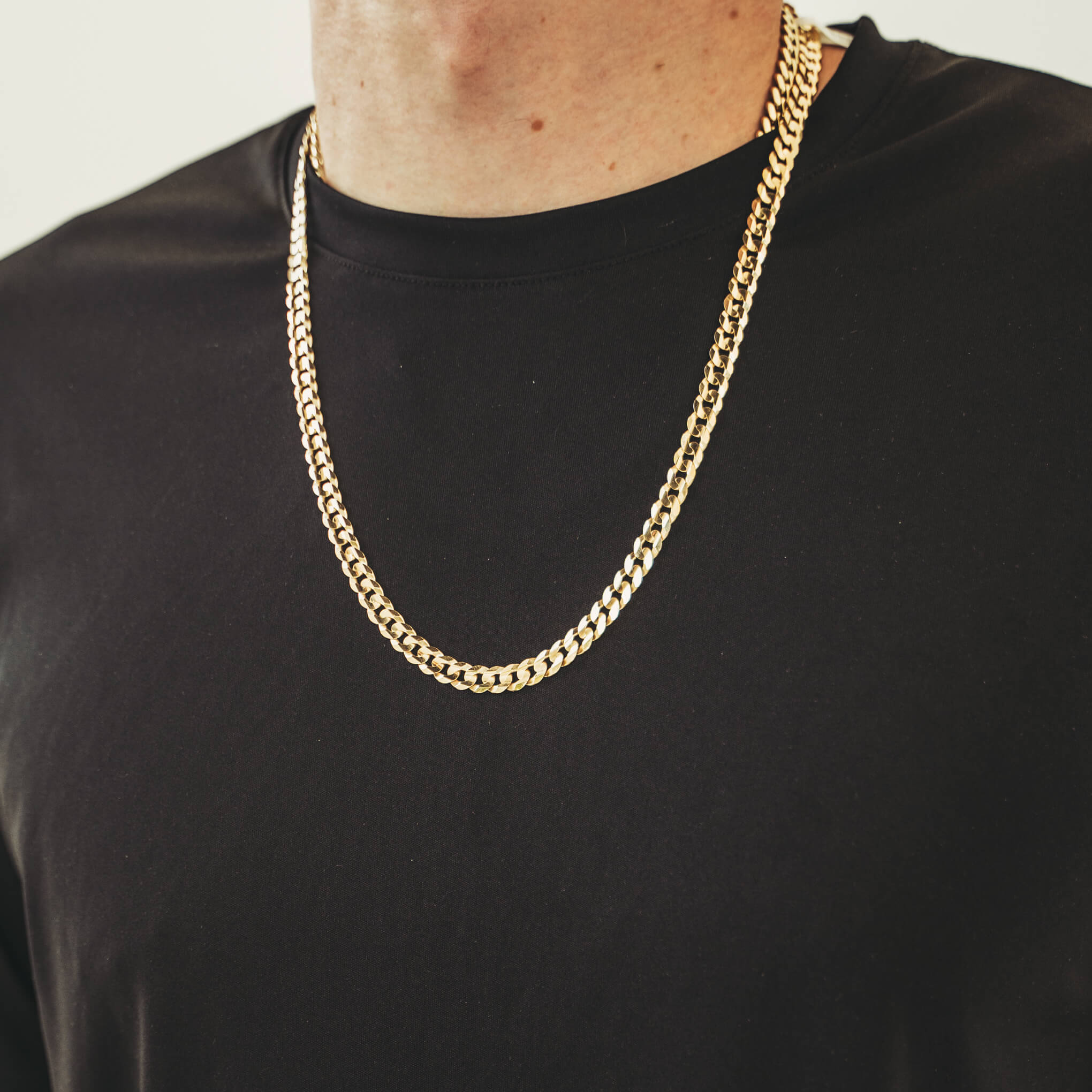 Tight neck chain store
