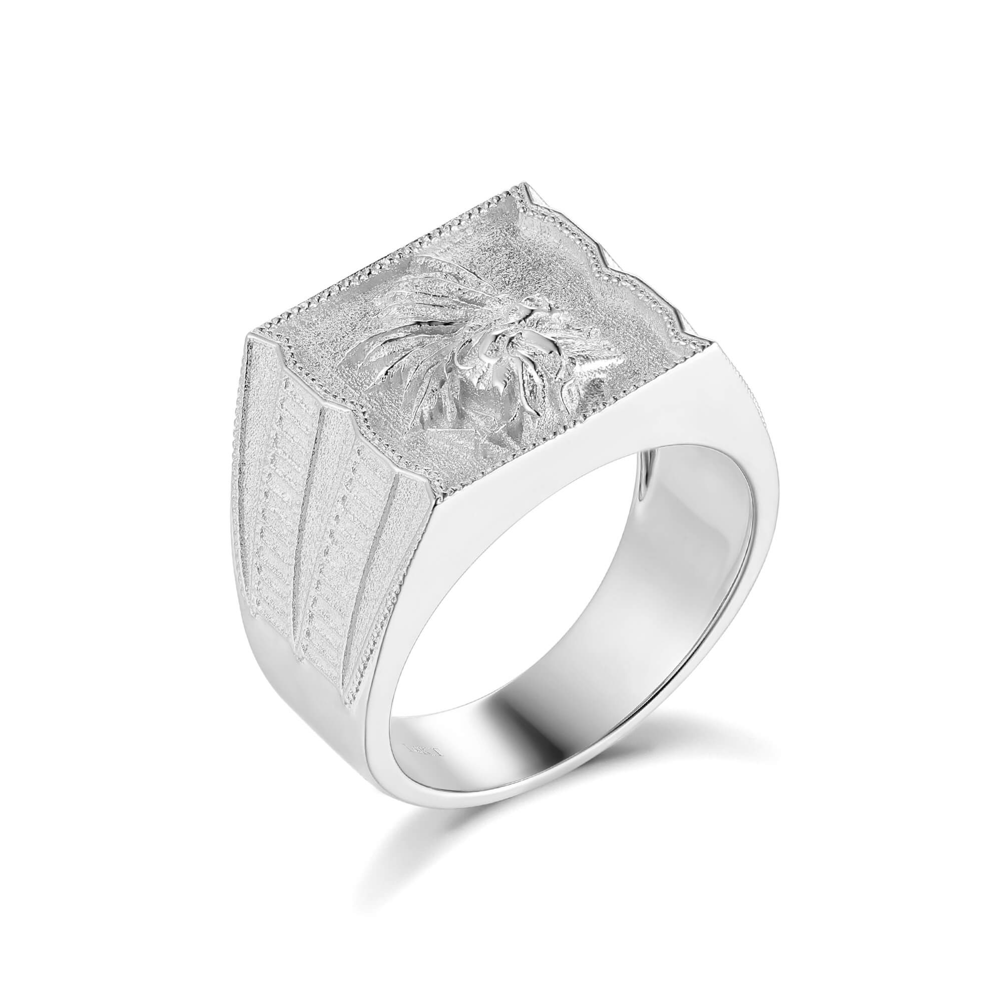 Warrior's Pride Signet Rin | 10kt–18kt Gold | Liry's Jewelry