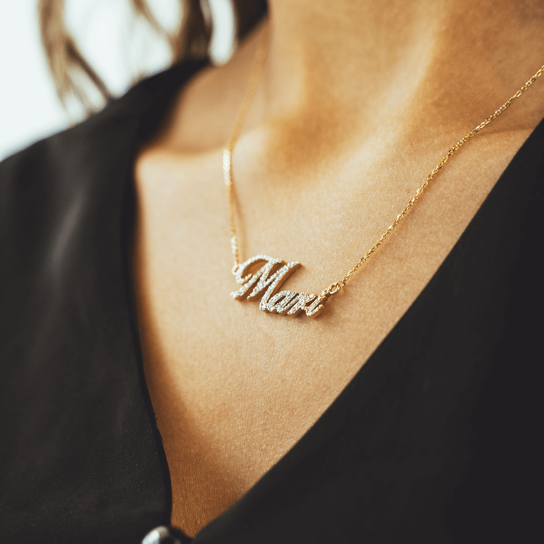 Personalized Diamond Nameplate | Cursive Font – Liry's Jewelry