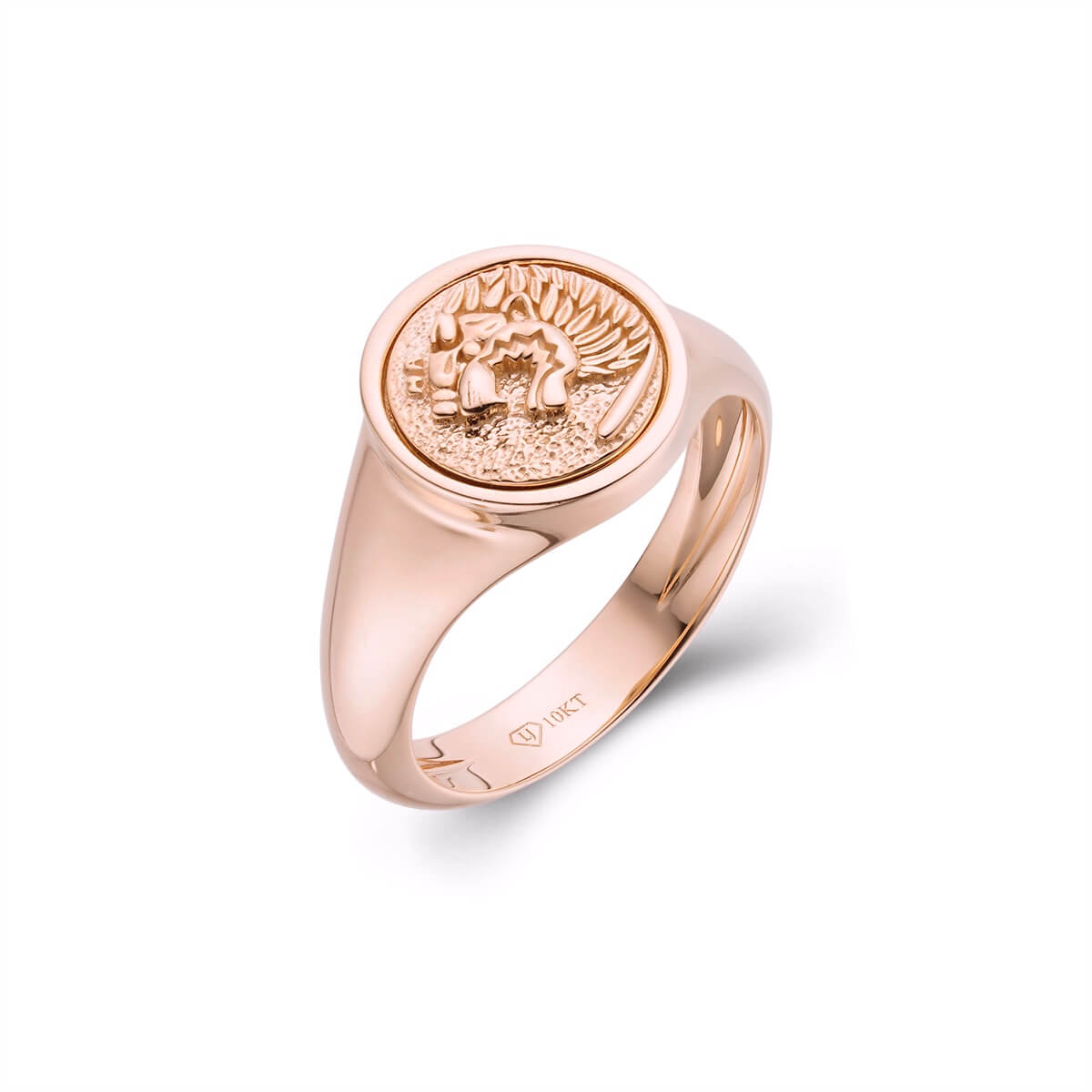 Tiffany & Co. Victorian Intaglio Jade 18 Karat Gold Lion Unisex Signet Ring  | Wilson's Estate Jewelry
