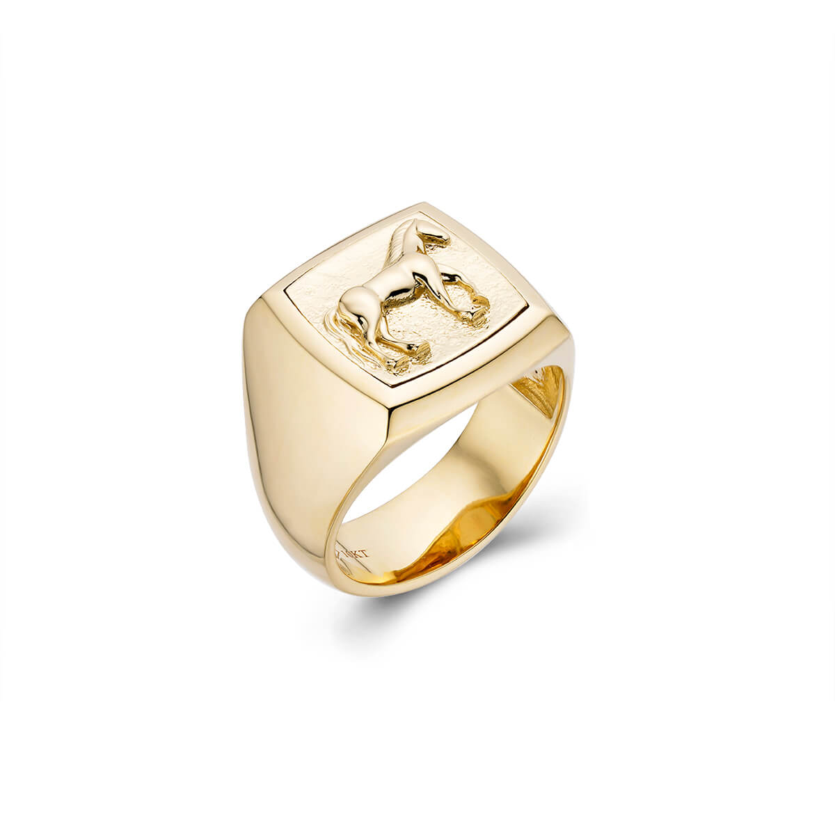 Marquis Signet Ring 18 Carats Gold For Sale at 1stDibs